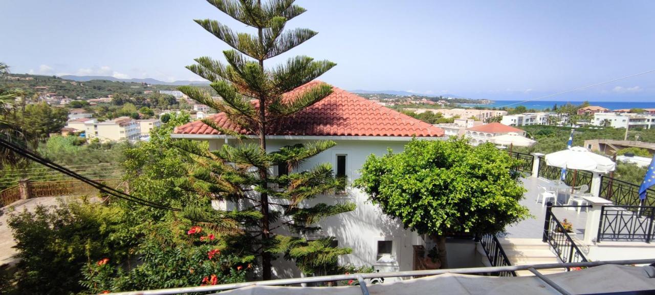 Anna And Tsilivi (Zakynthos)