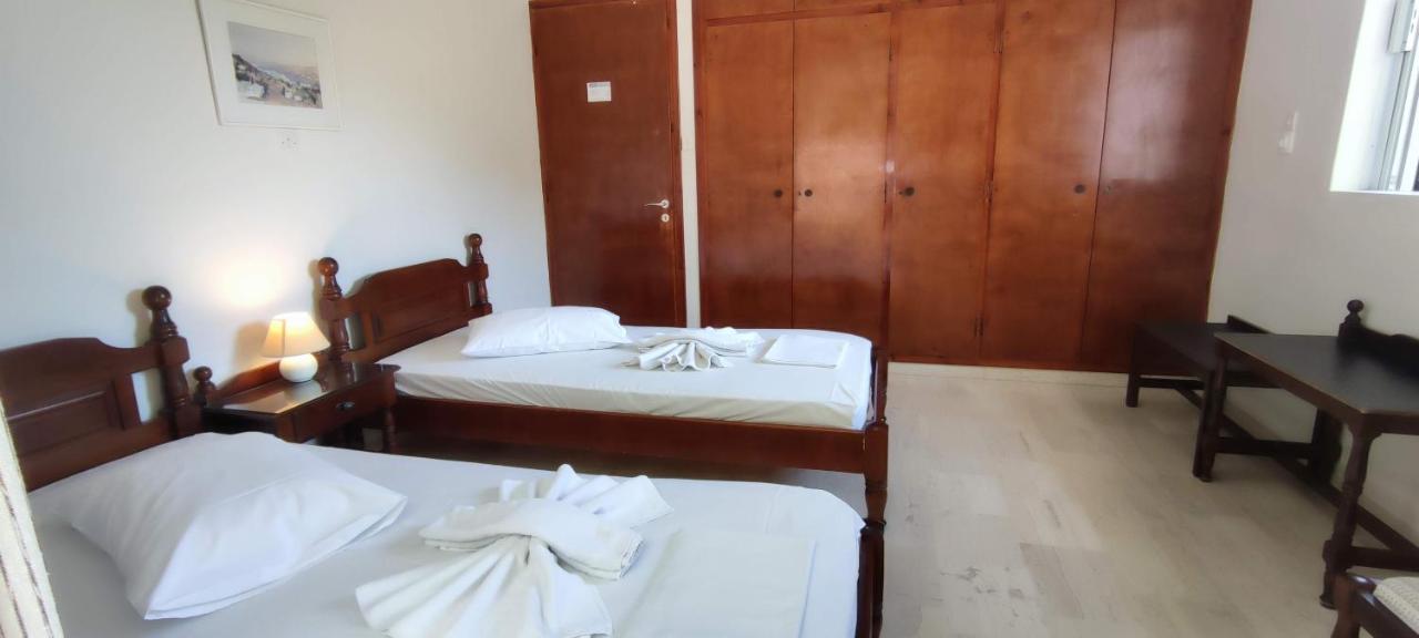 Aparthotel Anna And 3*